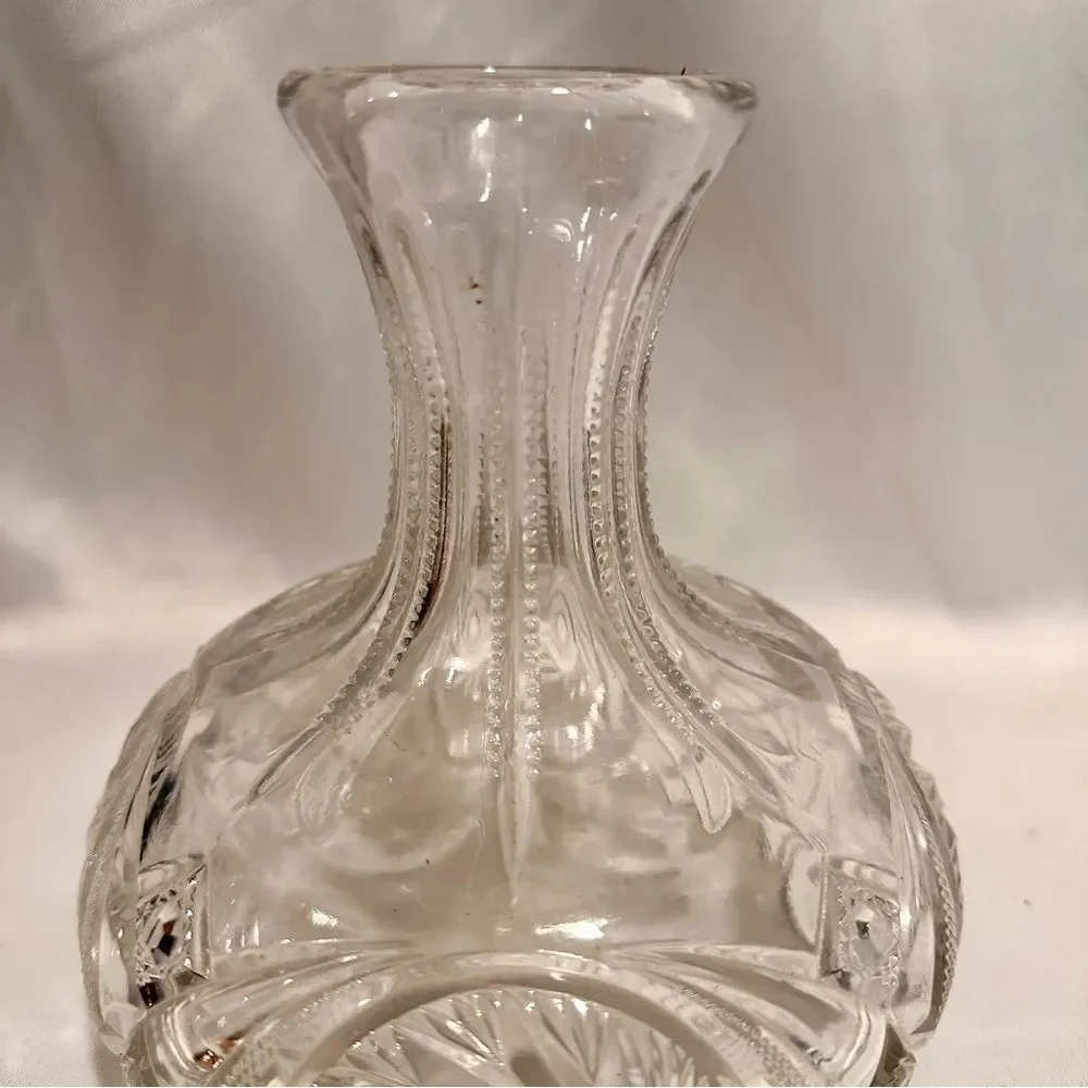 Vintage American Pressed Glass Decanter Star Pinwheel Pattern Water Wine Carafe